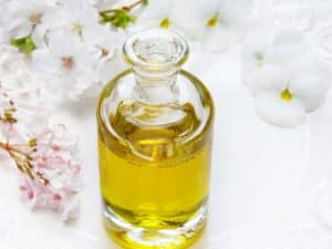 Comment créer son propre parfum solide maison facilement